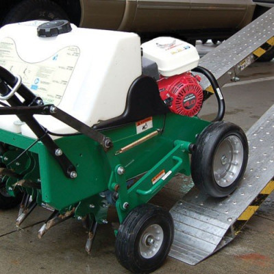 carroteur gazon.jpg