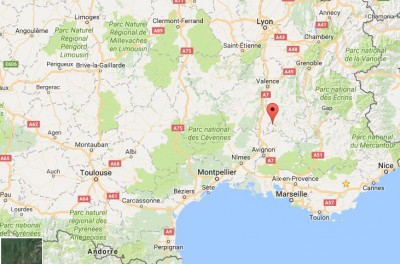 FireShot Screen Capture #027 - 'Valréas - Google Maps' - www_google_fr_maps_place_84600+Valr%C3%A9as_@44_378935,4_9272851,7z_data=!4m5!3m4!1s0x12b57c3.jpg
