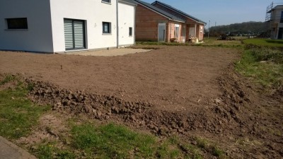 semence de gazon sur terrain sableux.jpg